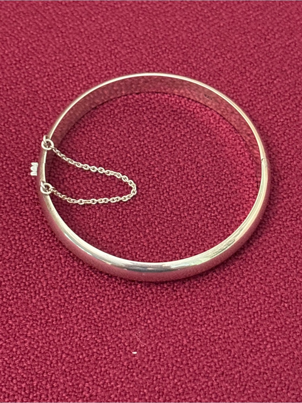925 Sterling Silver Hinged Bangle with Safety Clasp. EUC!!  Gorgeous!!
